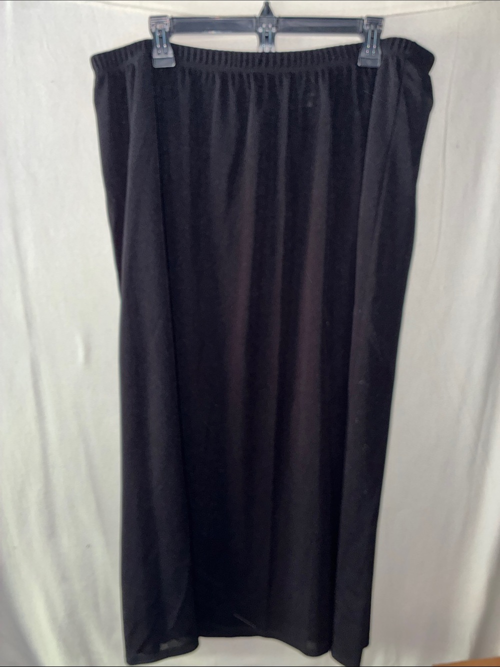 Classic Black Elastic Waist Maxi Skirt